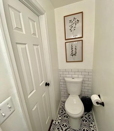 4th image of 15711 London Pl