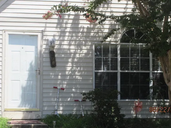 200 Derby Run, Yorktown, VA 23693