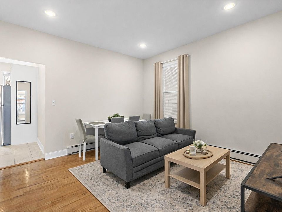1st image of 36 Corbin Ave #3