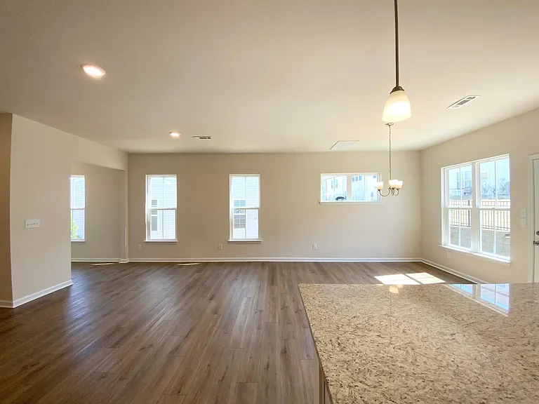 4011 Beckton Trl — Photo 6