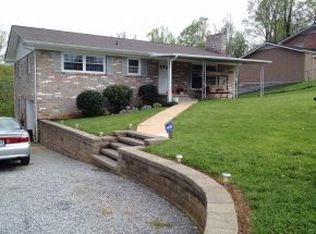 513 Merman Rd, Kingsport, TN 37663