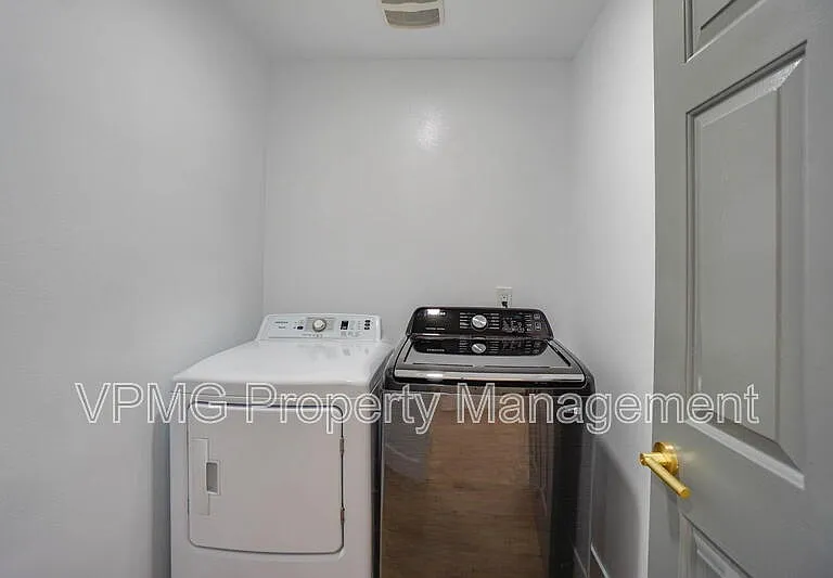 423 NW 153rd St — Photo 21