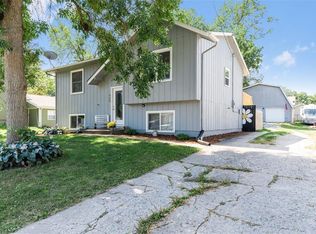 409 Water St, Center Point, IA 52213