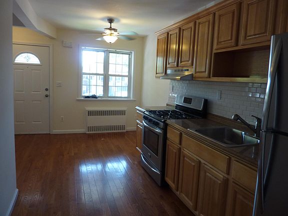 2nd image of 9805 Avenue K #2