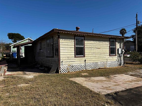 5th image of 916 E Guerrero St