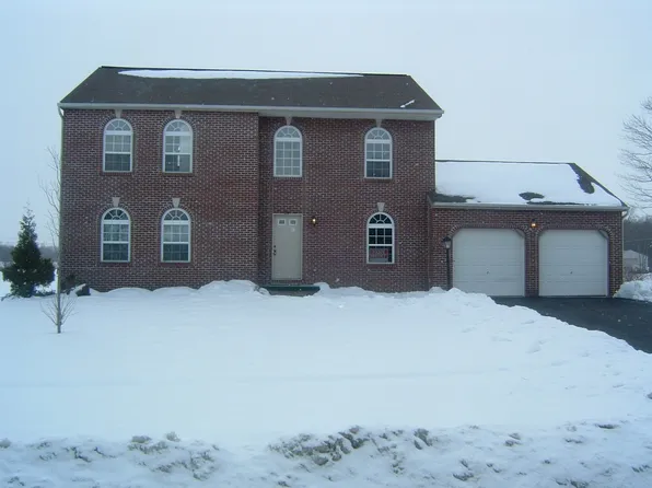 104 Brandy Mill Dr, Etna, OH 43018