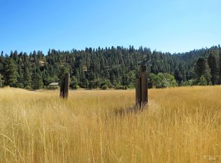 32 Crosstimber Loop, Garden Valley, ID 83622