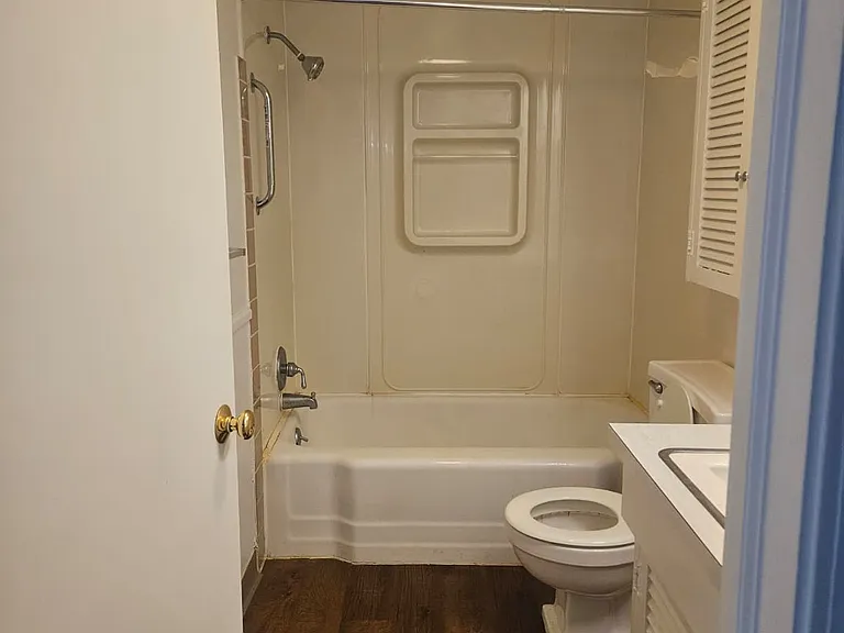 7035 Carriage Hill Dr #103 — Photo 13