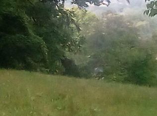 613 Cross Ave, Livingston, TN 38570