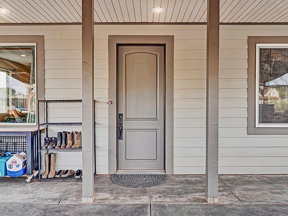 5th image of 1383 N Rome Way