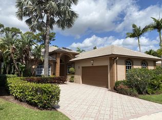5401 Fountains Dr S, Lake Worth, FL 33467