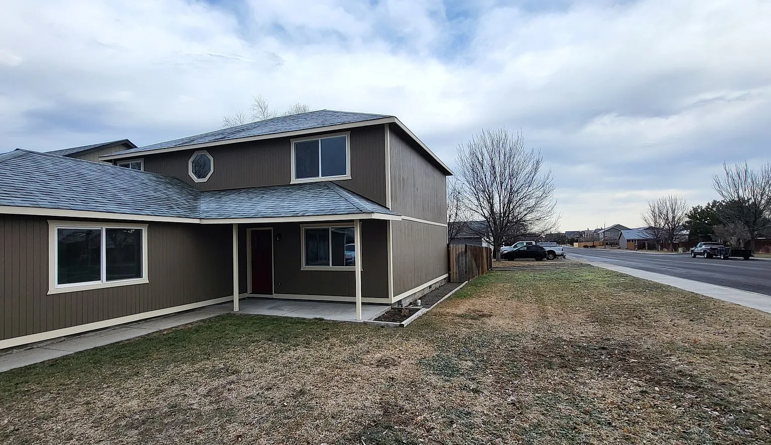 4 Bed 2.5 Bath - Fenced-Corner Lot — Photo 1