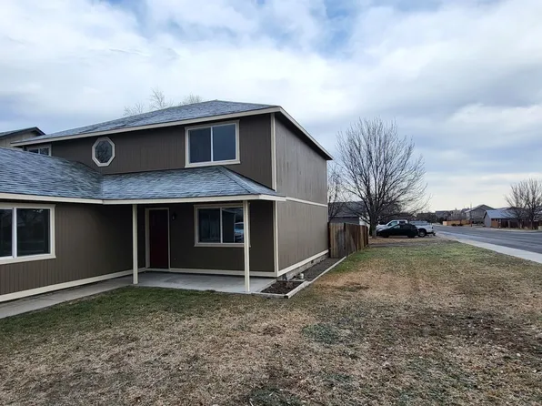3115 SW Metolius Ave, Redmond, OR 97756
