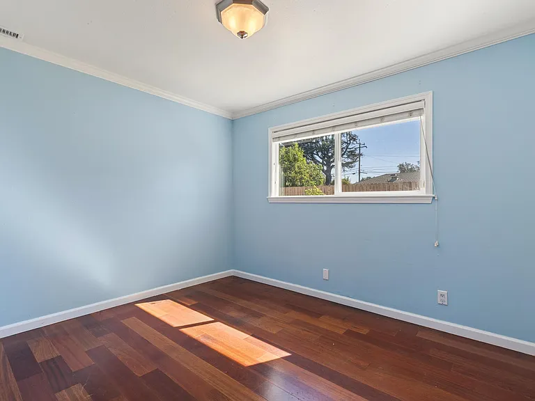 1st bedroom
