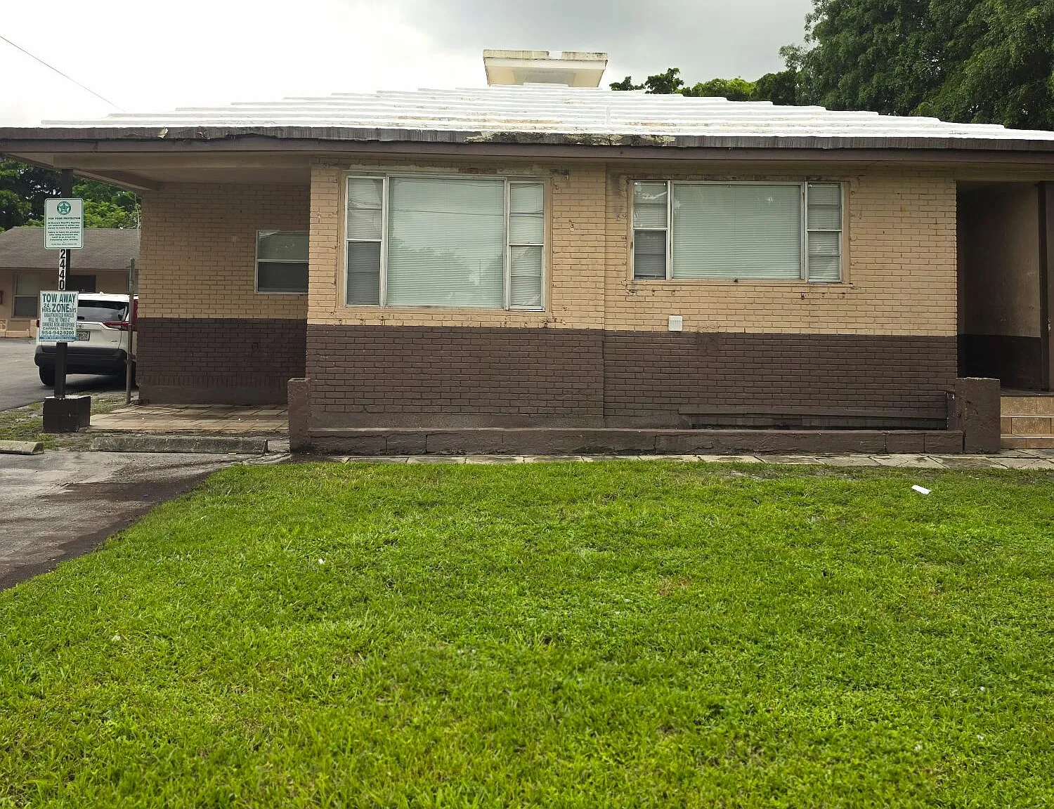 2 bed, 1.0 bath, 1287 sqft, $1,800 — Photo 1