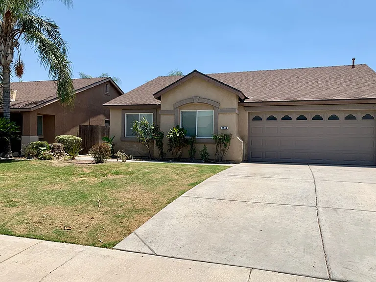 2509 Drifts Dr — Photo 2