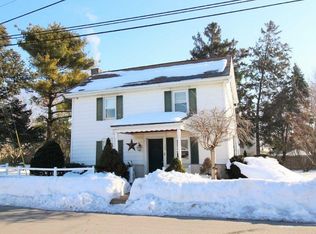 185 Maple St, Gordonville, PA 17529