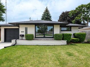 7916 22nd AVENUE, Kenosha, WI 53143
