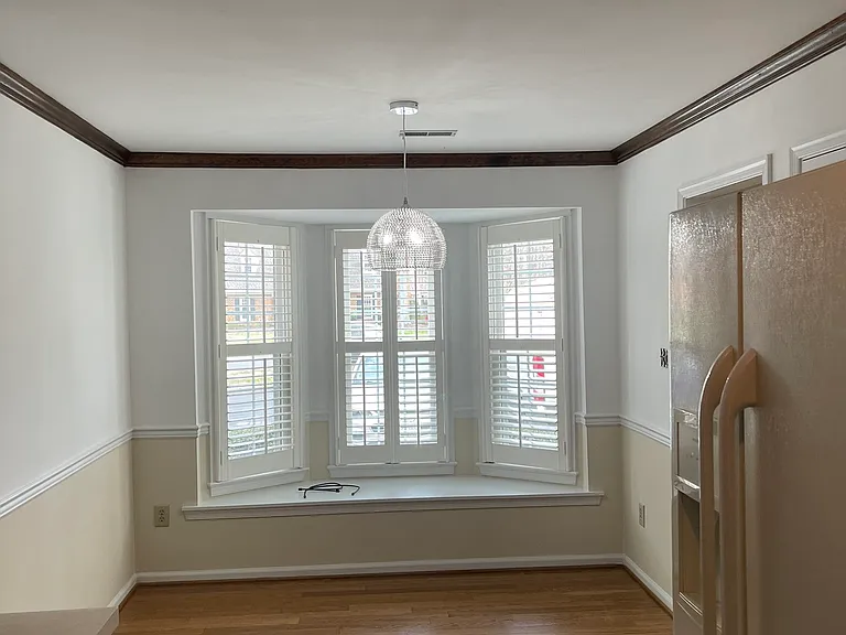154 Kenilworth Dr — Photo 5
