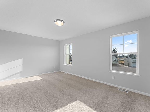 5th image of 1526 Traverse Ln