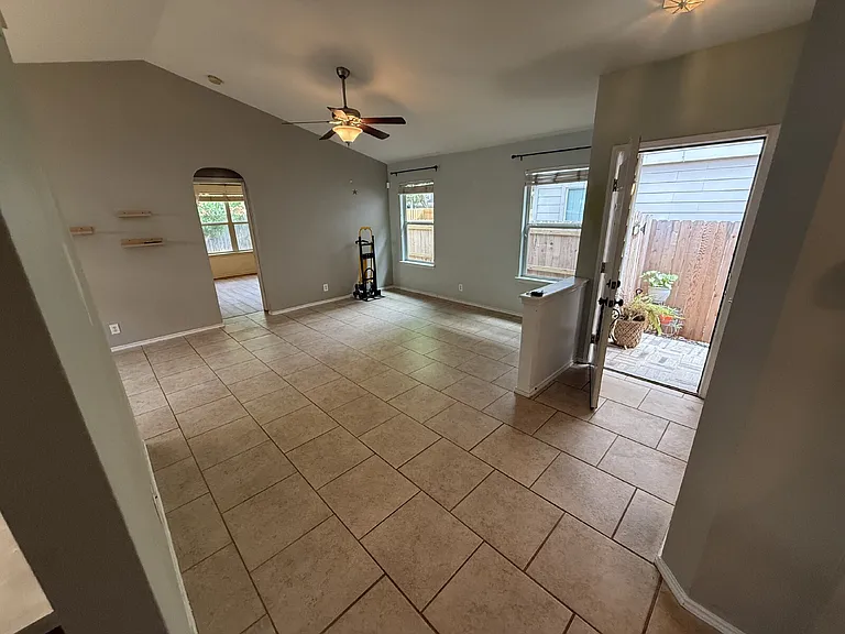 86 Coastal Ln — Photo 6