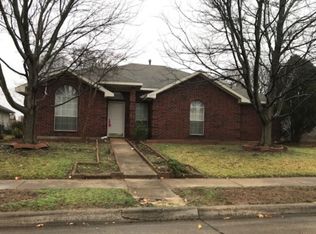 425 Beard Dr, Cedar Hill, TX 75104