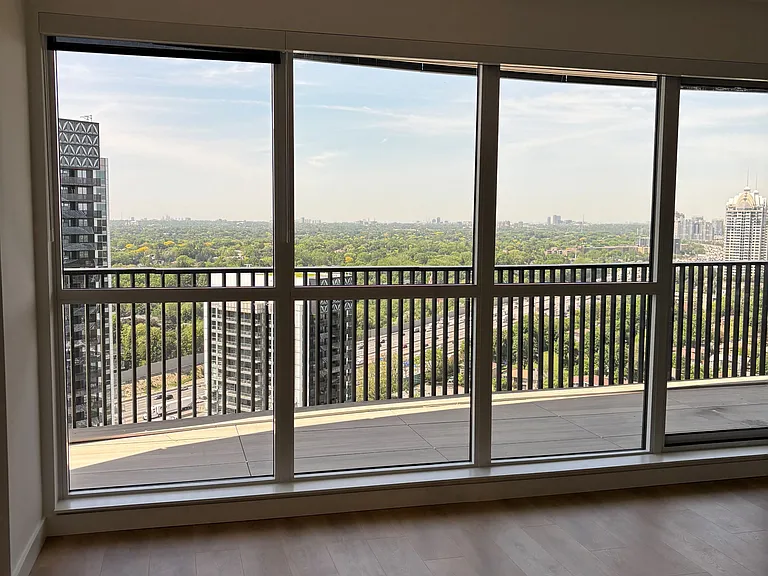 18 Esther Shiner Blvd #3008 — Photo 9