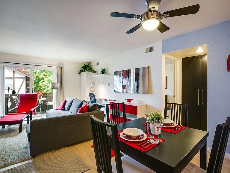 Oneal Cir — Photo 1