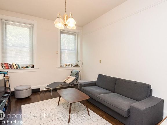 3rd image of 1629 N Burling St #118