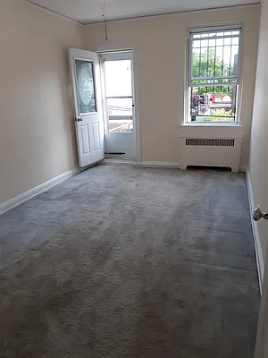 Rented by BUZZ REALTY | media 46