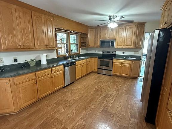 4th image of 500 Wingfield Orchard Rd