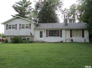 4701 Richview Rd, Mount Vernon, IL 62864