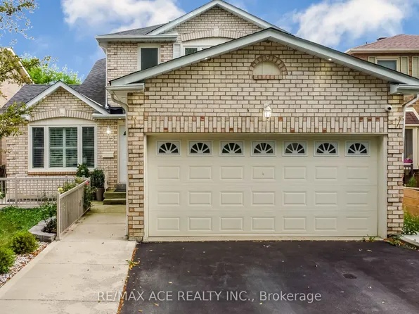 15 Brennan Rd, Ajax, ON L1T 2G1