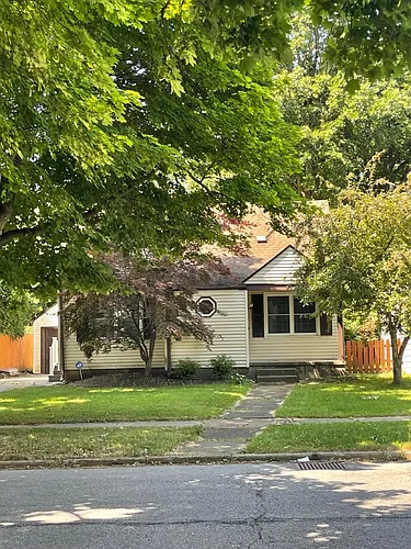 66 Woodridge Ave Photo 1