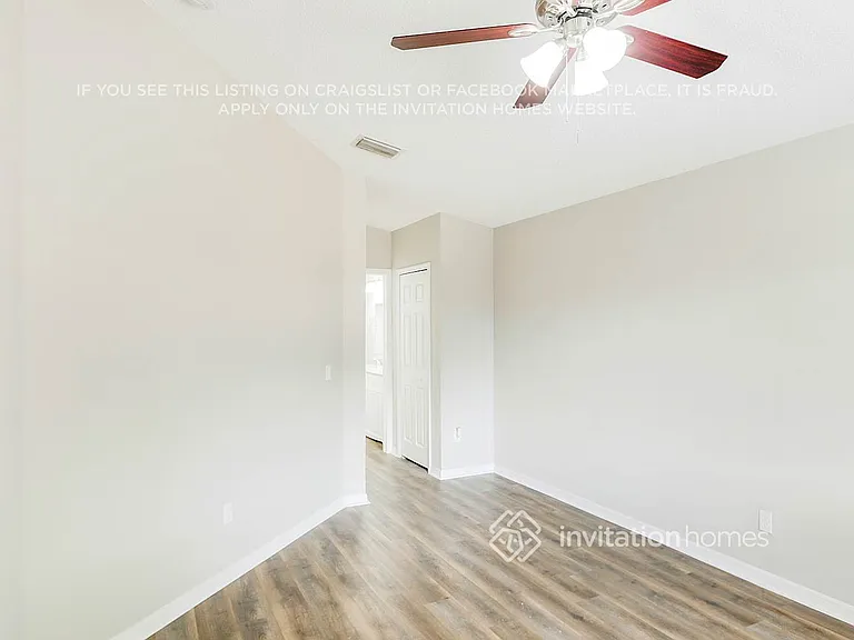 13405 Prestwick Dr — Photo 17