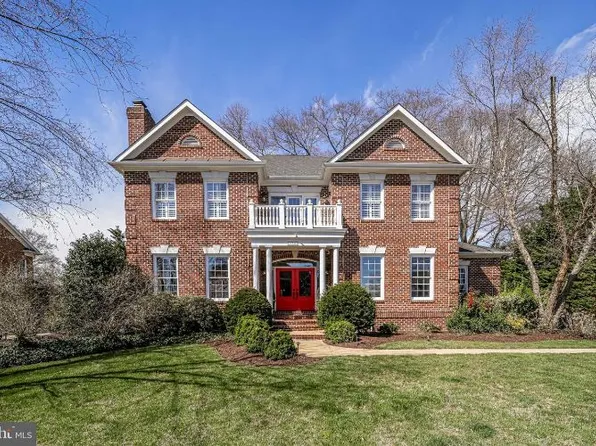 1904 Mallinson Way, Alexandria, VA 22308