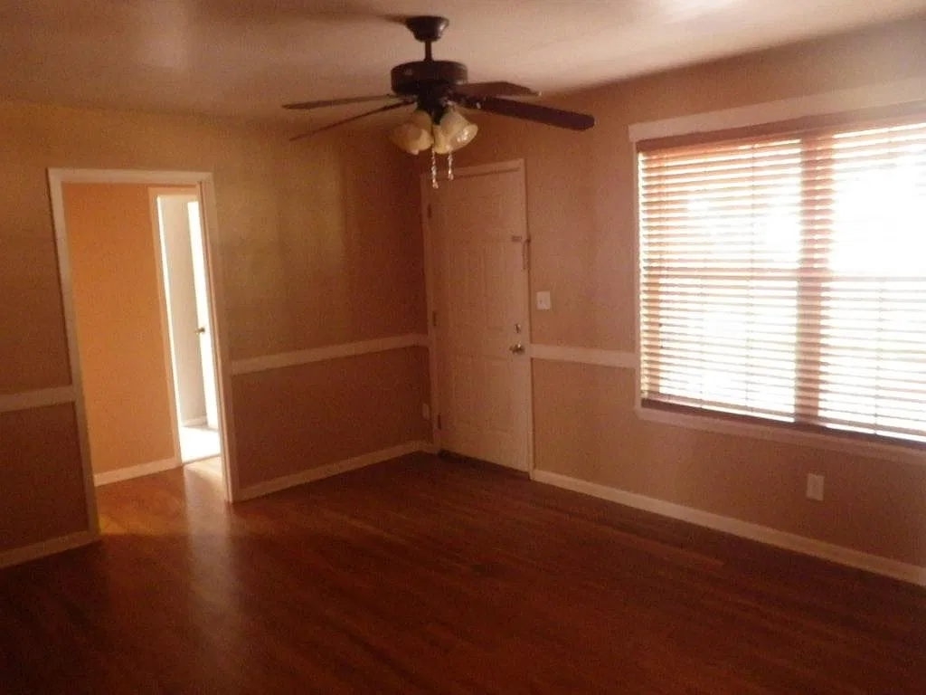 2 bed, 794 sqft, $1,600 — Photo 4