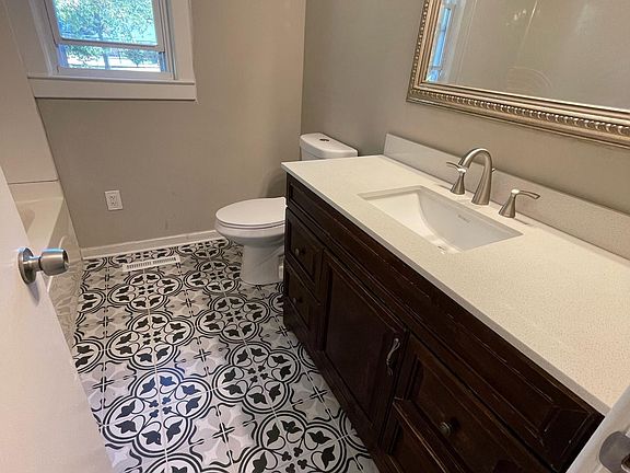 Large Bathroom with a large vanity!