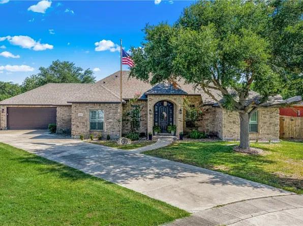 10201 Maple Leaf Dr, Corpus Christi, TX 78410