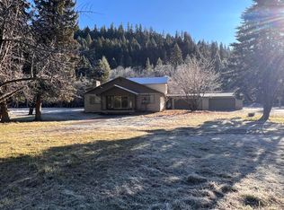 350 Sugar Pine Rd, Trail, OR 97541
