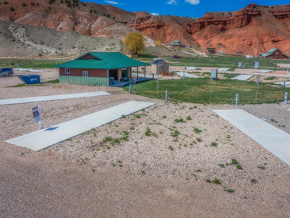 1st image of 20 Red Vista Dr