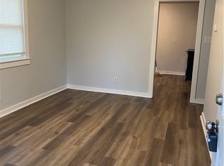 1146 Parker St, Fayetteville, NC 28311
