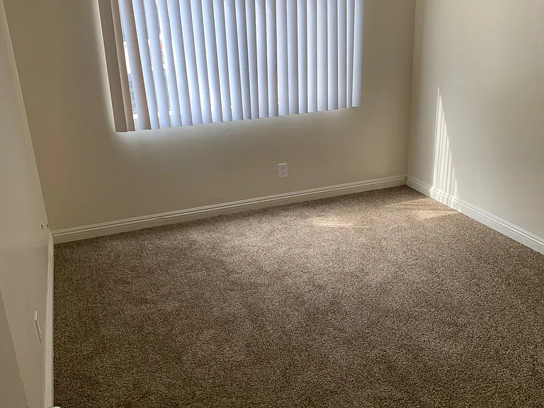 13911 Norwalk Blvd — Photo 17