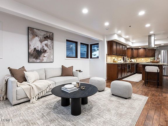 3rd image of 96 Daly Ave #1