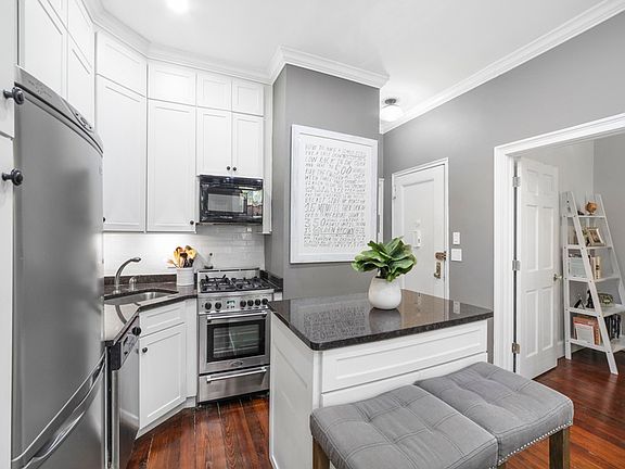 4th image of 348 E 78th St APT 2F