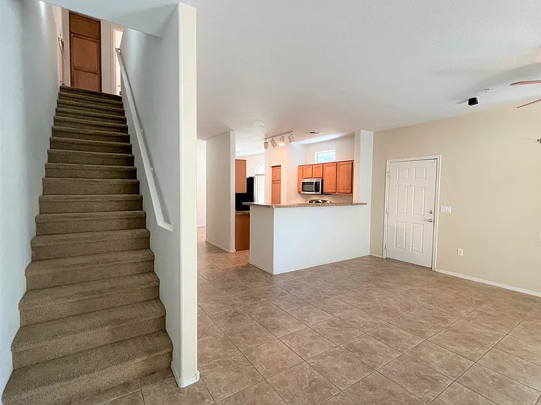 2150 W Alameda Rd #1045 — Photo 32