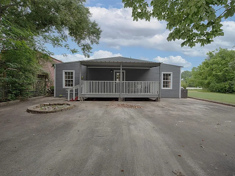 715 Grand Ave — Photo 28