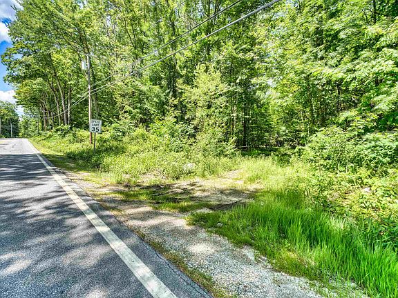 3rd image of 54-2 Old Turnpike Road