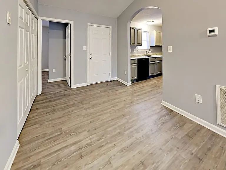2806 Dellinger Dr — Photo 9