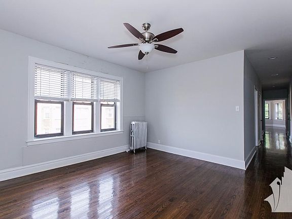 2nd image of 5158 N Leavitt St APT 2